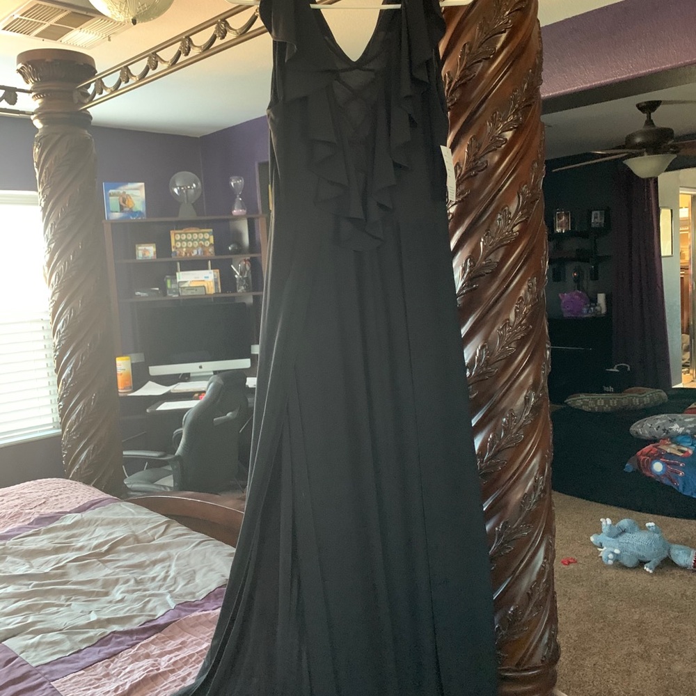 Black long dress Vneck brand new